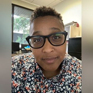 Meet your Posher, Nikki